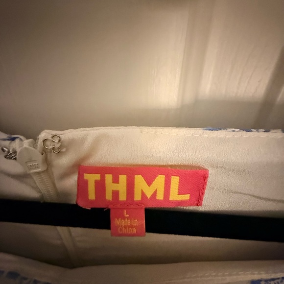 THML Dresses & Skirts - THML white and blue dress.